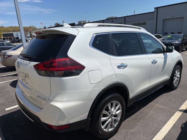 Used 2018 Nissan Rogue SV AWD/4WD image 3