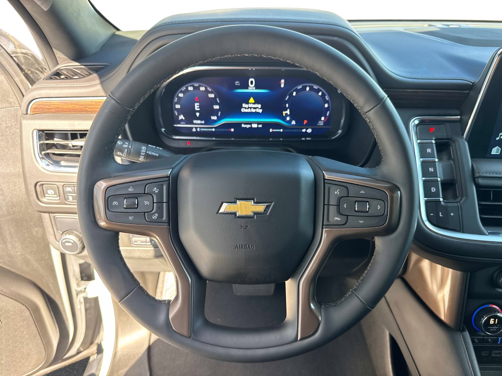 Used 2023 Chevrolet Tahoe High Country w/ Premium Package RWD image 29