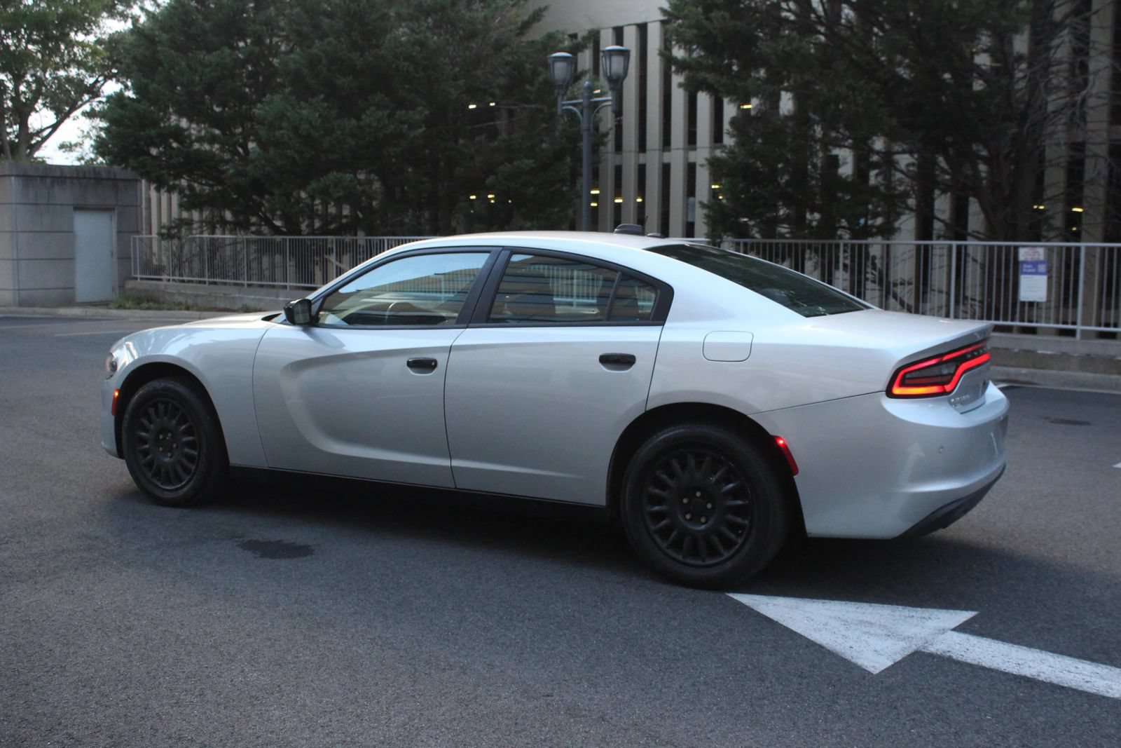 Used 2020 Dodge Charger Police AWD/4WD image 9