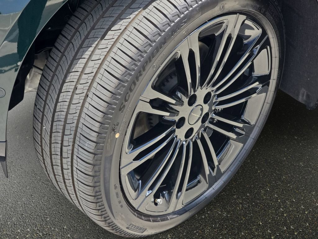 New 2026 Land Rover Range Rover SE AWD/4WD image 33