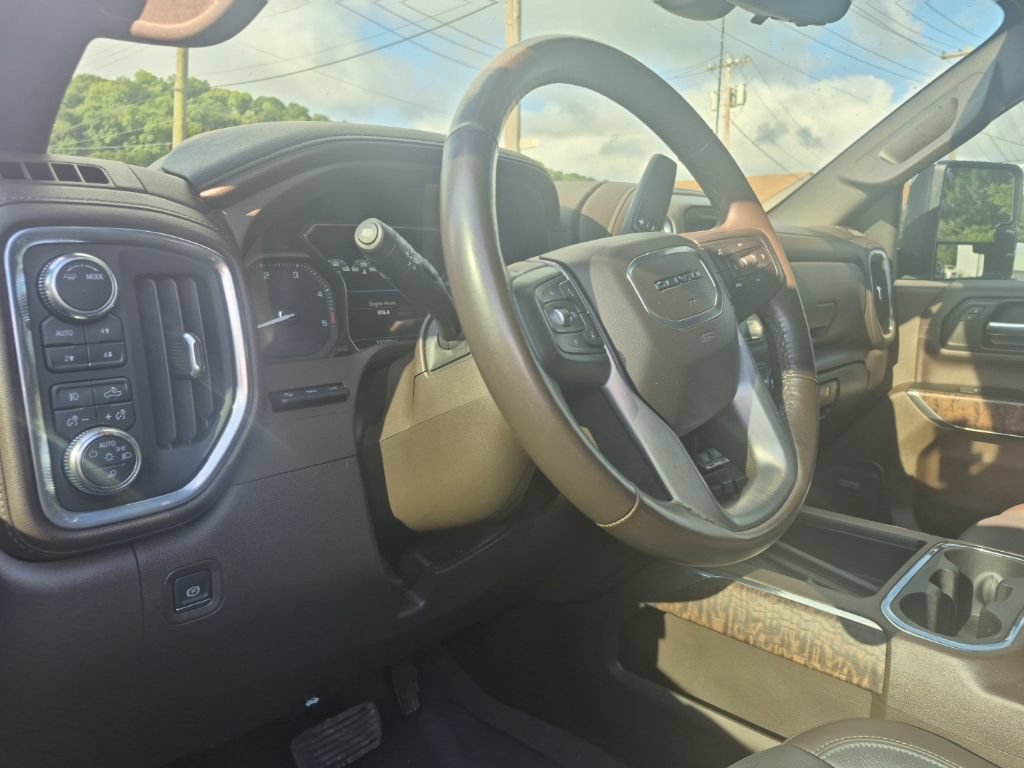 Used 2022 GMC Sierra 2500 Denali w/ Denali Ultimate Package AWD/4WD image 10