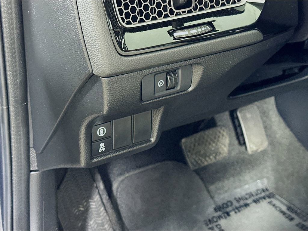 Used 2023 Honda Civic EX image 16