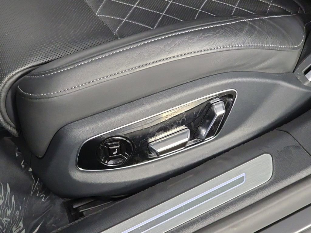 Used 2023 Audi S8 w/ S8 Executive Package image 23