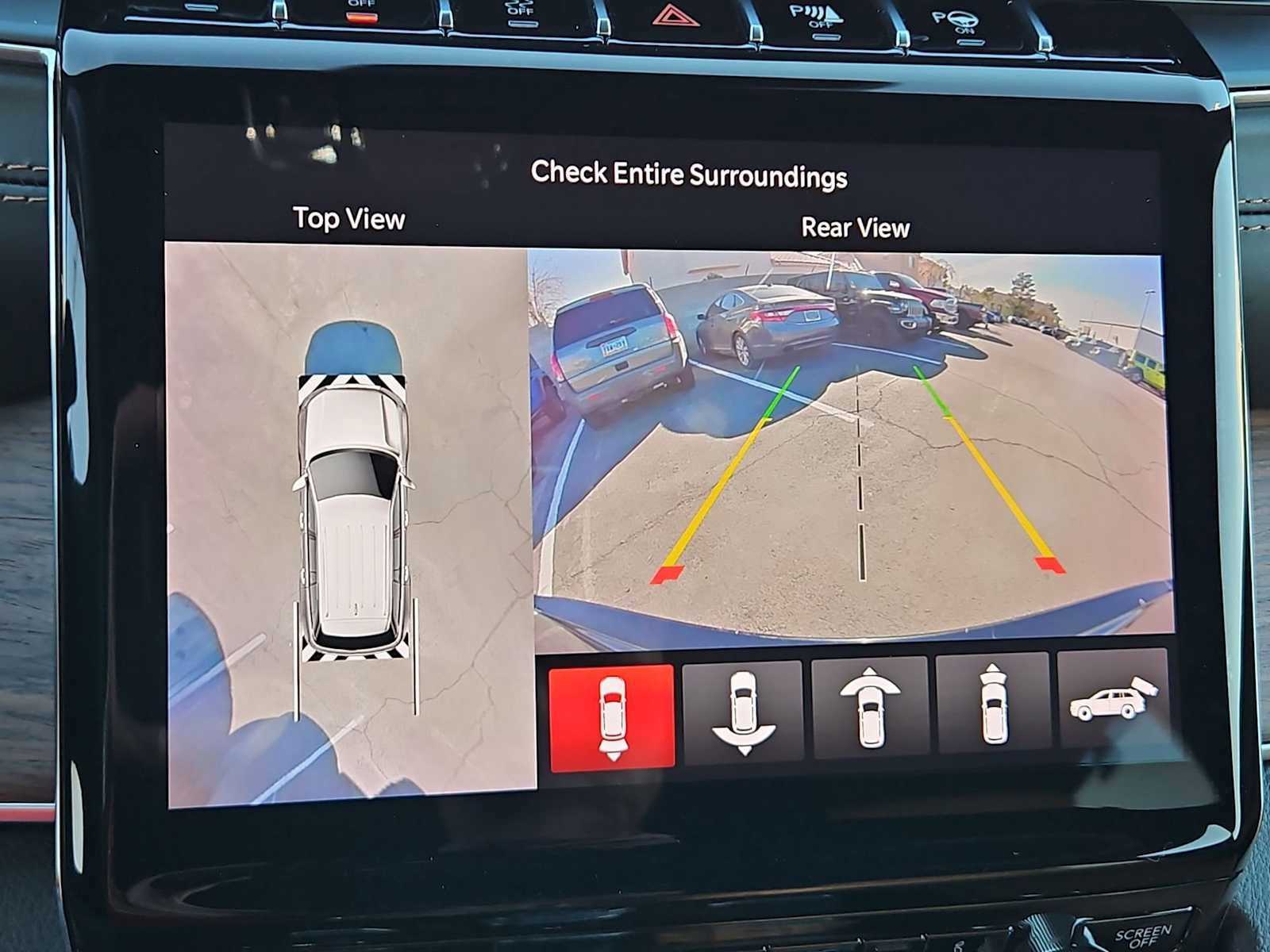 Used 2022 Jeep Grand Cherokee Summit w/ Luxury Tech Group V image 31