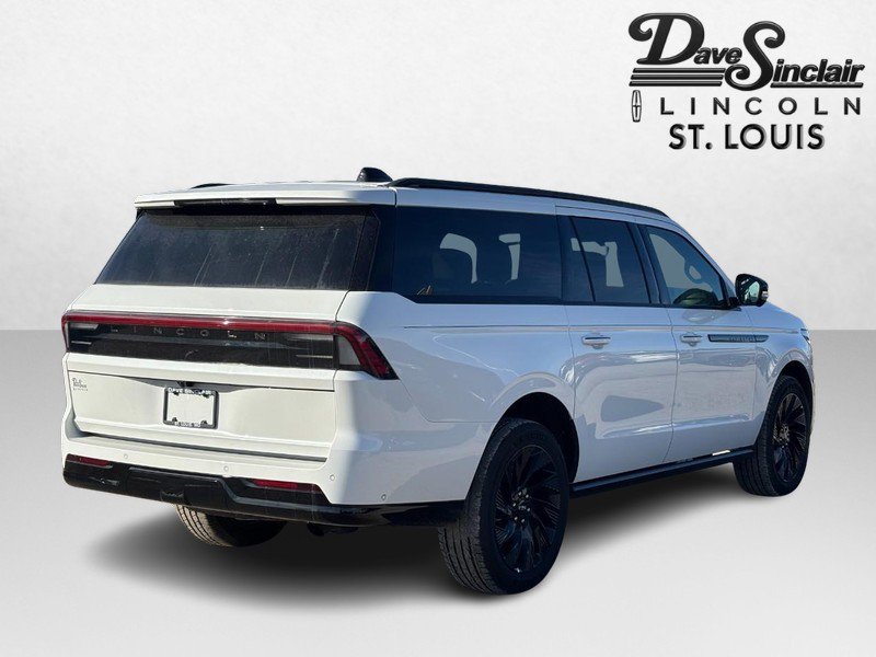 New 2025 Lincoln Navigator L Reserve w/ Jet Appearance Package AWD/4WD image 5
