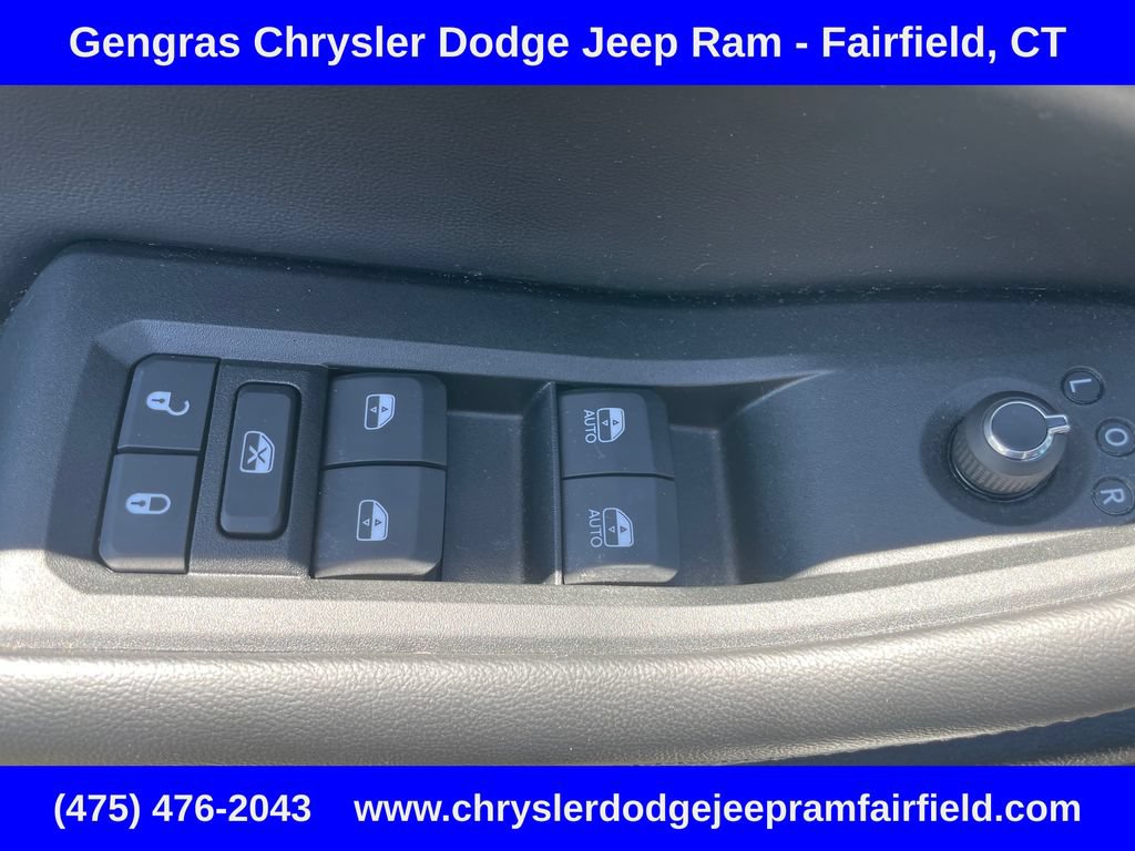 Certified 2024 Jeep Grand Cherokee Altitude AWD/4WD image 45
