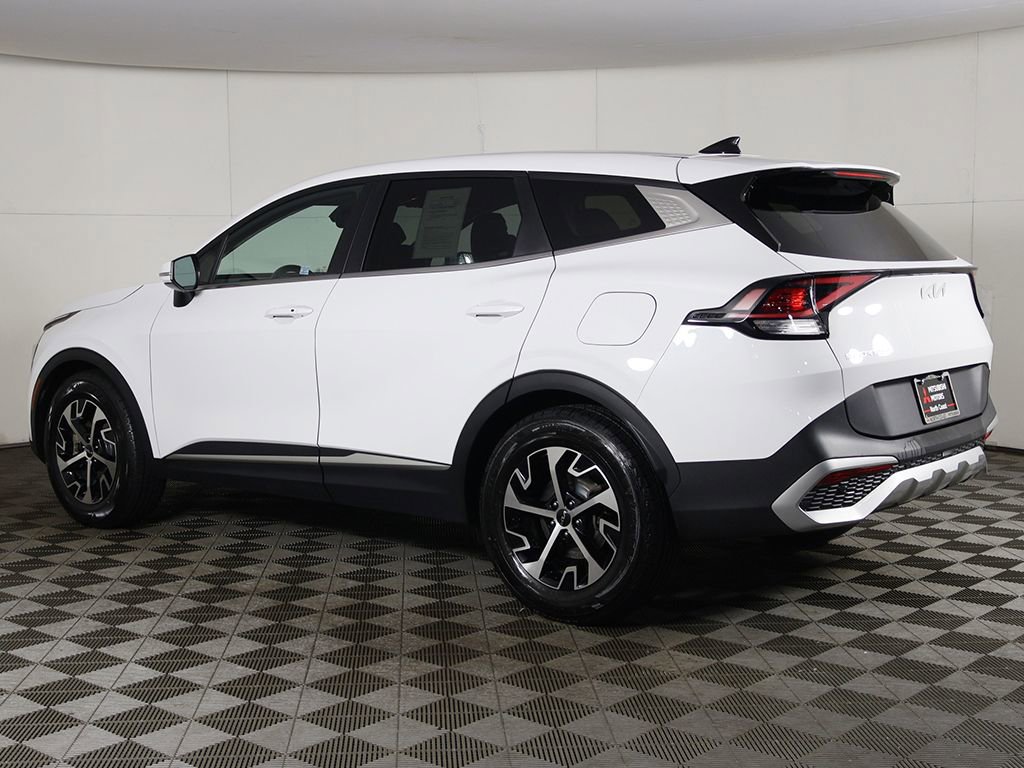 Used 2023 Kia Sportage EX image 9