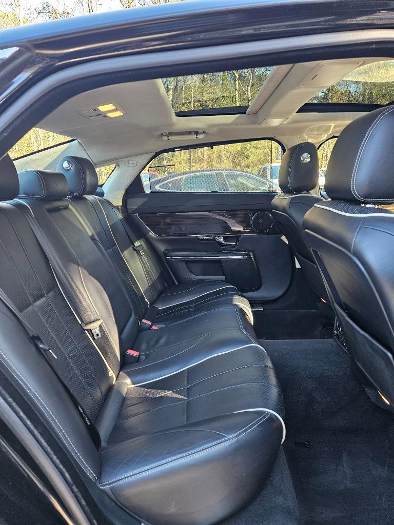 Used 2013 Jaguar XJ L Portfolio image 32