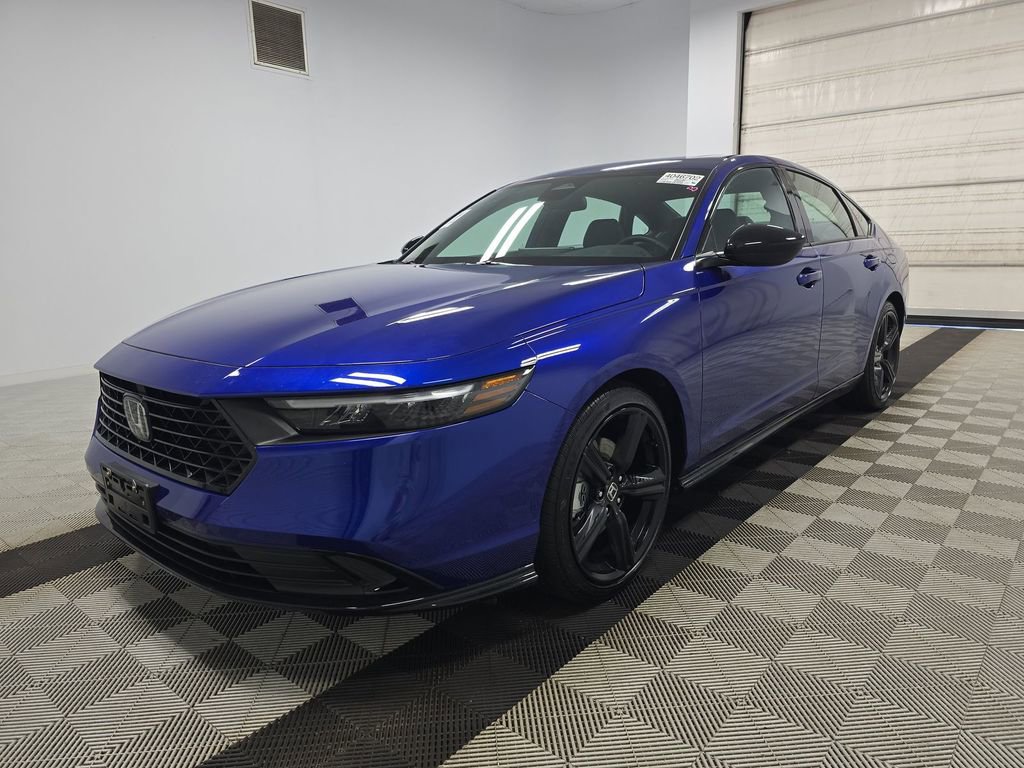 Used 2025 Honda Accord Sport image 1