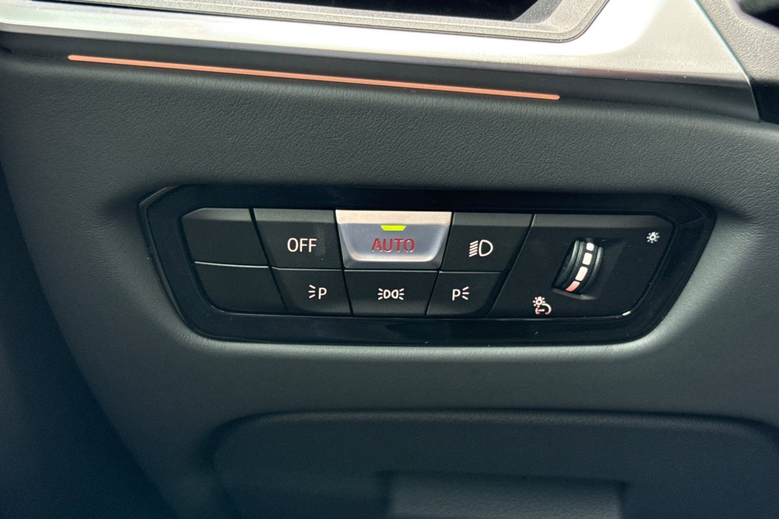 Used 2024 BMW M4 xDrive Competition w/ Executive Package image 35