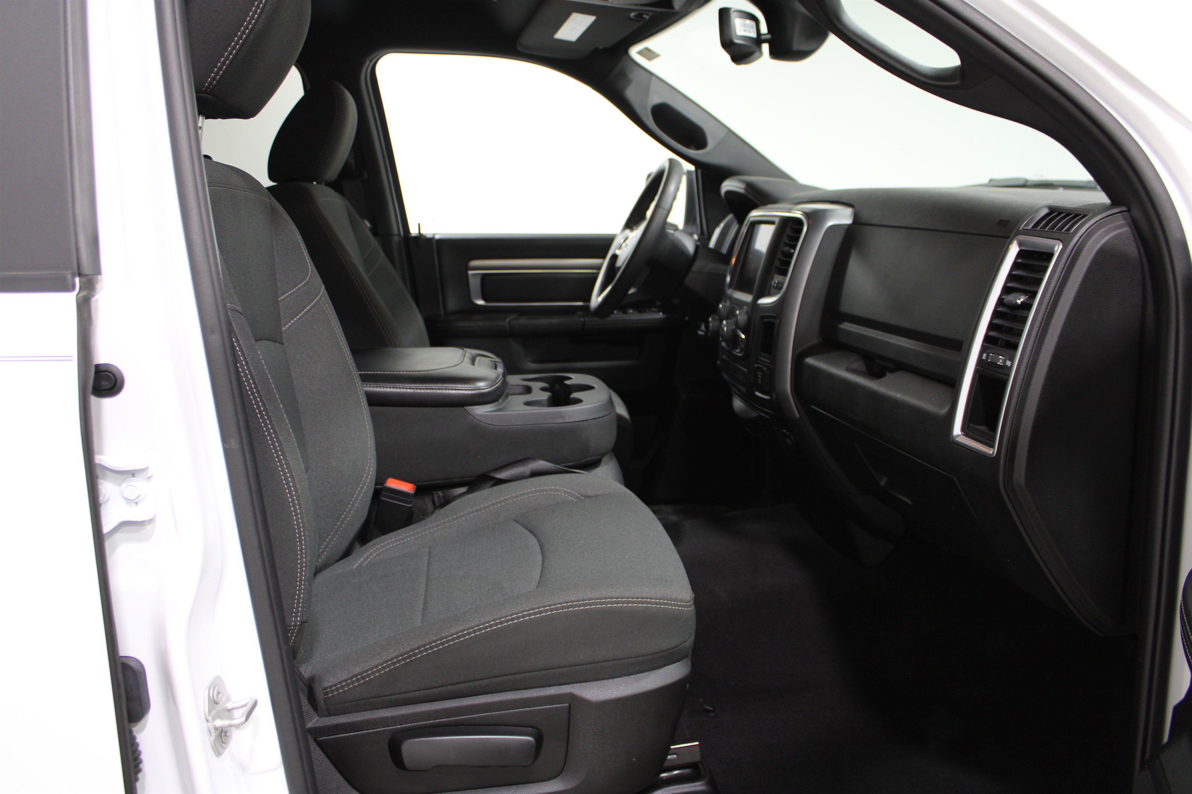 Used 2024 RAM 1500 Classic Warlock w/ Electronics Group image 20