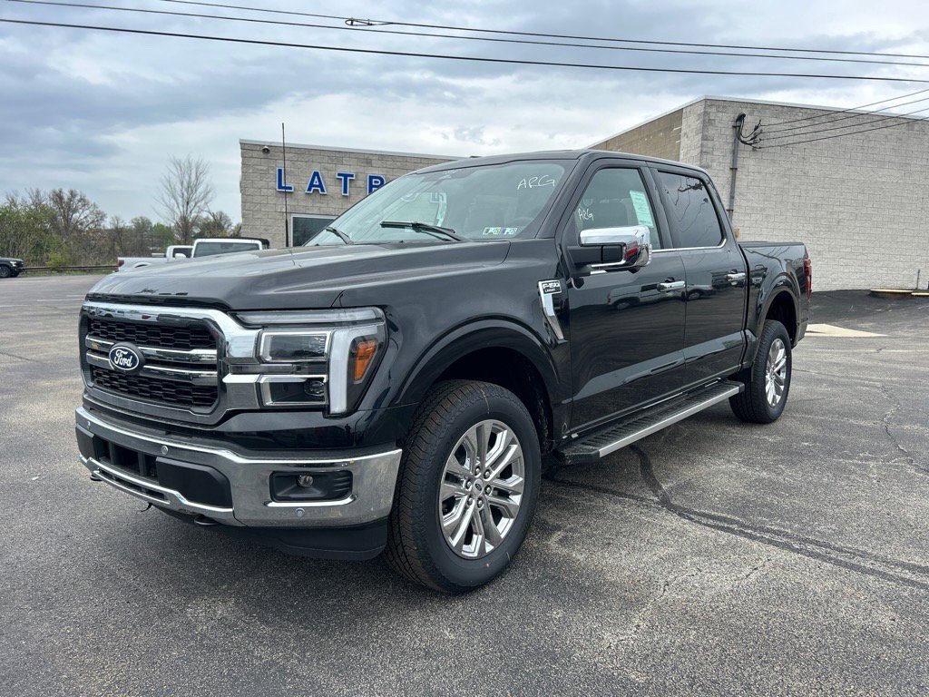 New 2025 Ford F150 Lariat w/ Equipment Group 501A Mid