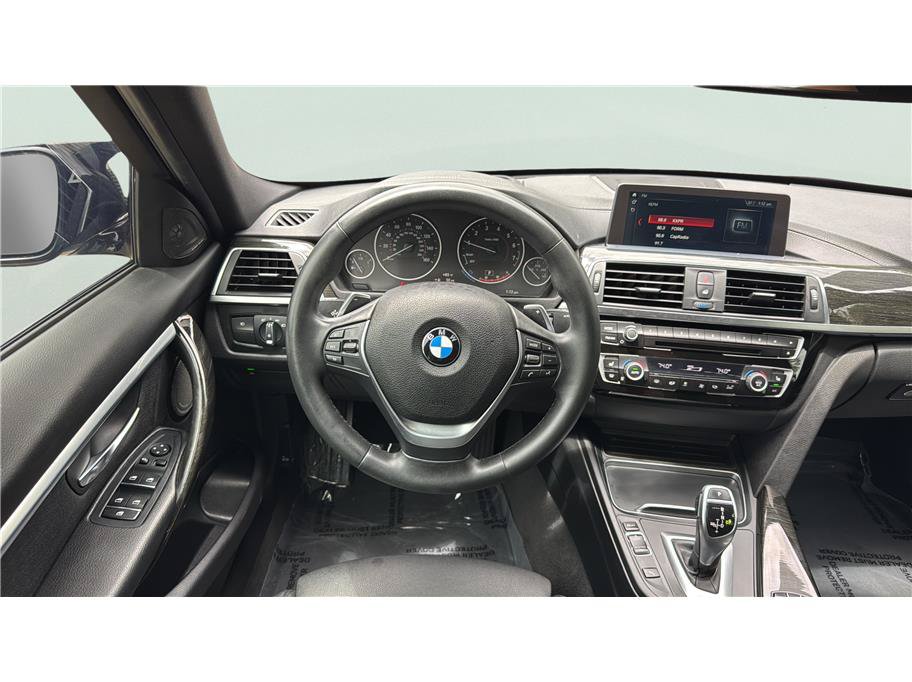 Used 2018 BMW 340i Sedan RWD image 23