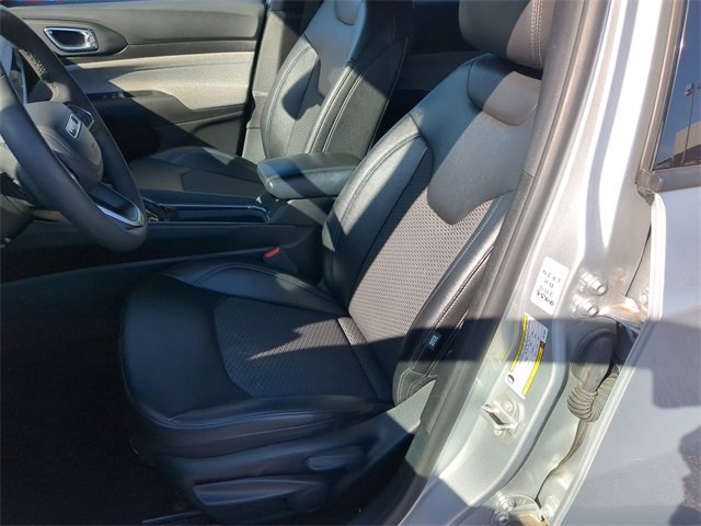 Used 2024 Jeep Compass Latitude image 22