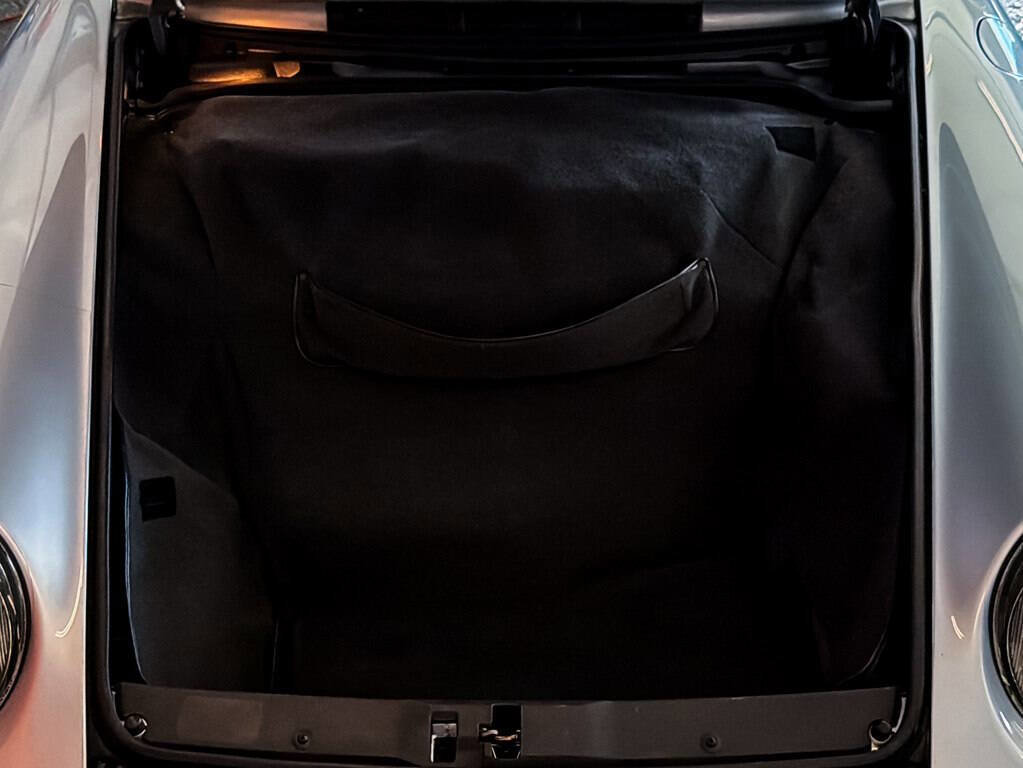 Used 1996 Porsche 911 Carrera RWD image 38