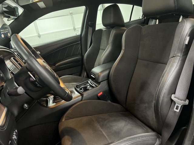 Used 2022 Dodge Charger R/T w/ Plus Group RWD image 19