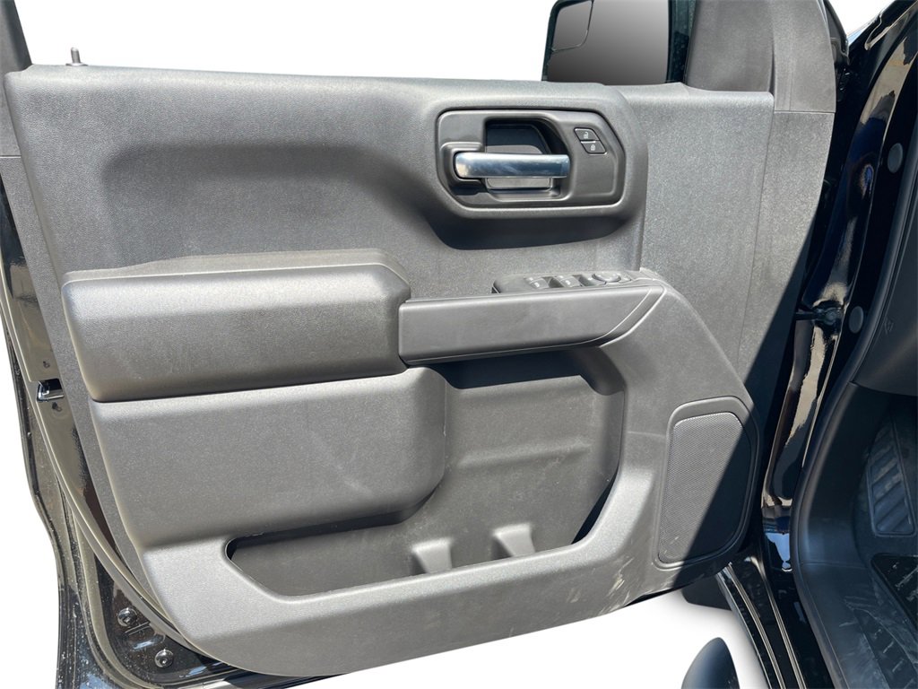 New 2026 Chevrolet Silverado 1500 Custom w/ Turbomax Blackout Package image 25