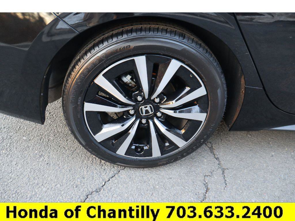 Certified 2024 Honda Civic EX-L image 30