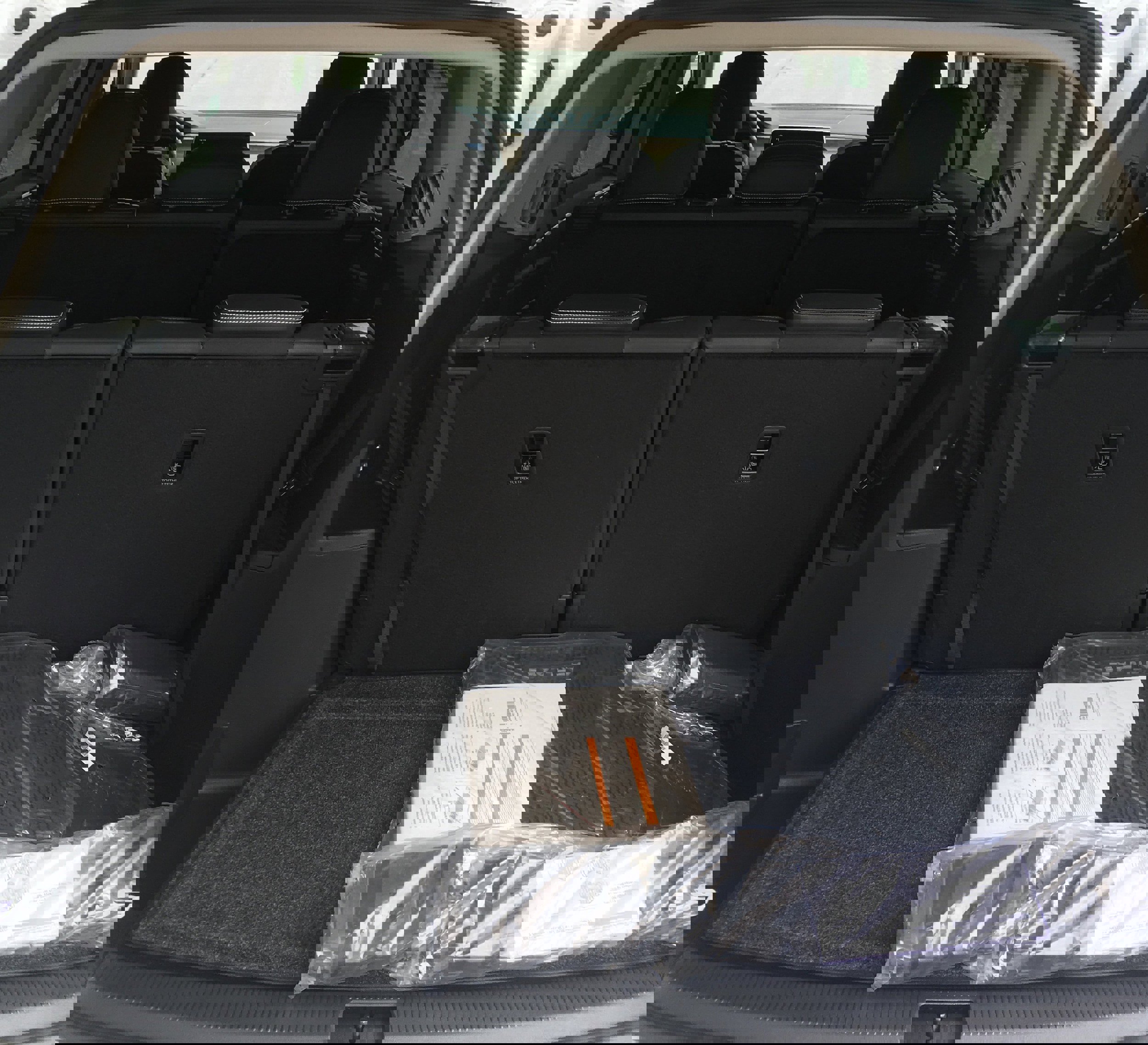 New 2026 Volkswagen Atlas SE image 5