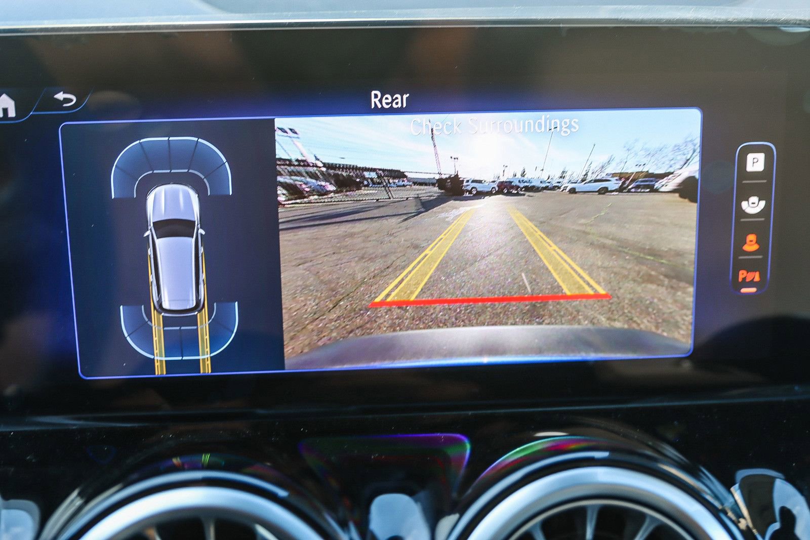 Used 2024 Mercedes-Benz EQB 300 4MATIC image 23