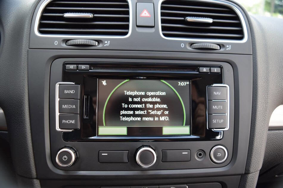 Used 2013 Volkswagen Golf TDI image 64