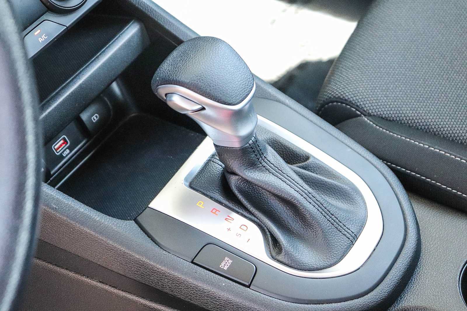Used 2024 Kia Forte LXS FWD image 19