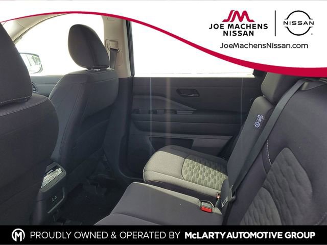 New 2025 Nissan Pathfinder SV w/ Black Appearance Package image 22