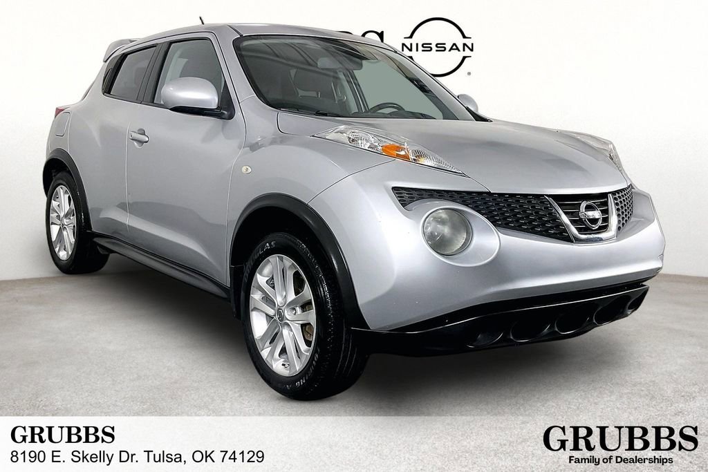 Used 2013 Nissan Juke SV AWD/4WD image 1