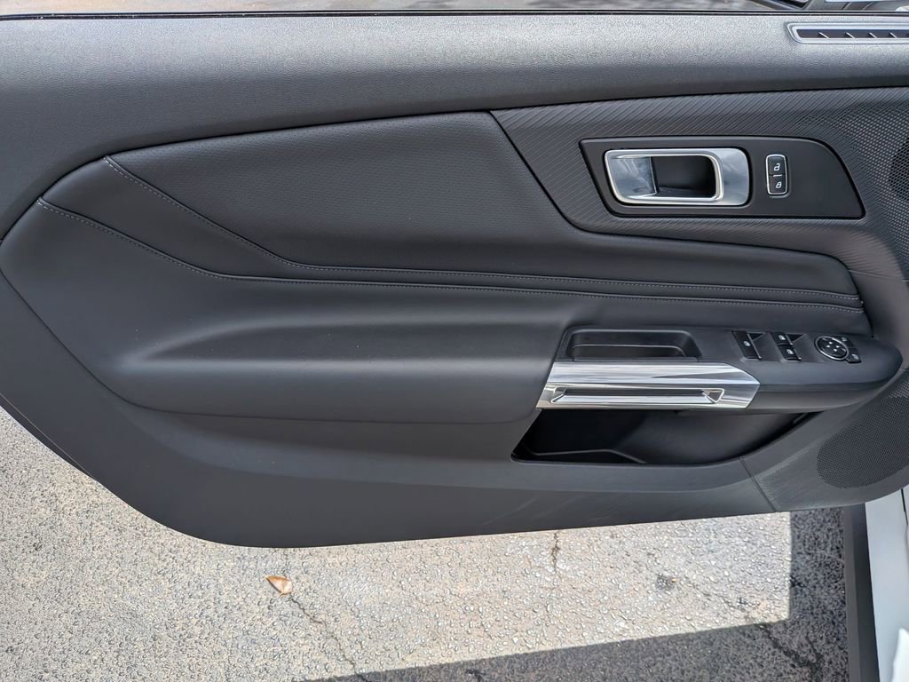Used 2025 Ford Mustang Premium RWD image 14