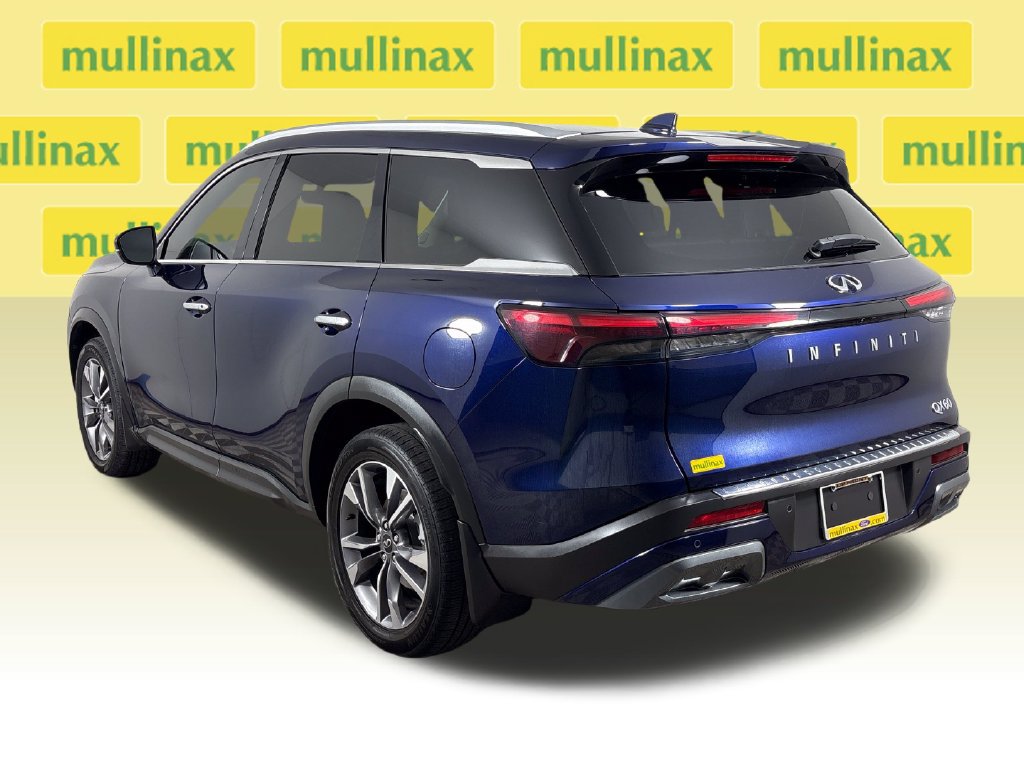 Used 2022 INFINITI QX60 Luxe w/ Vision Package FWD image 9