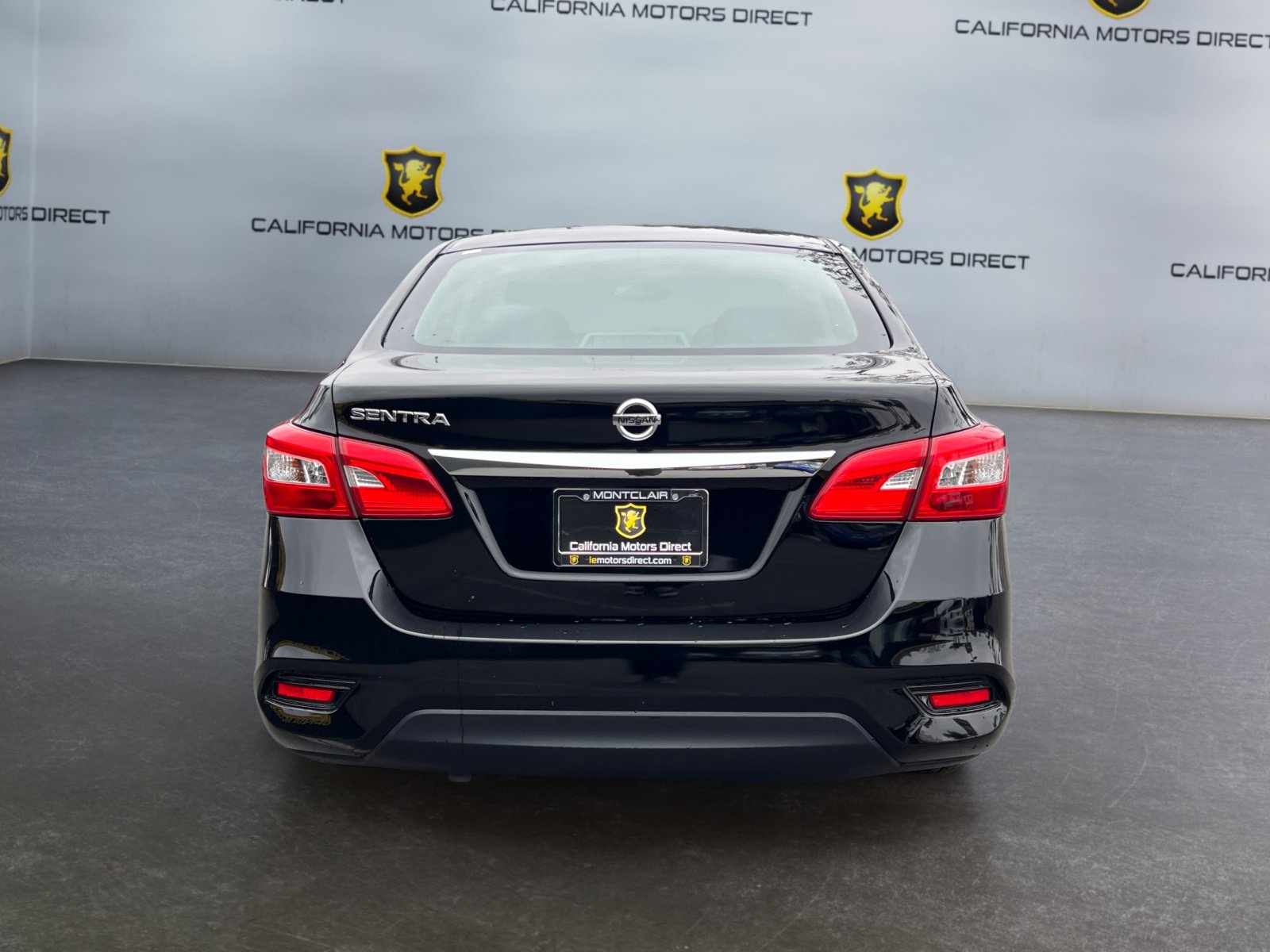 Used 2019 Nissan Sentra S image 4