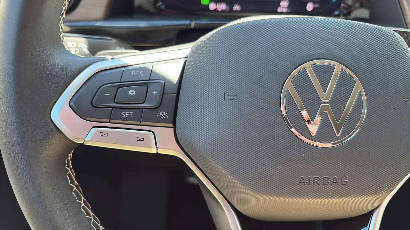 Used 2026 Volkswagen Atlas SE AWD/4WD image 9