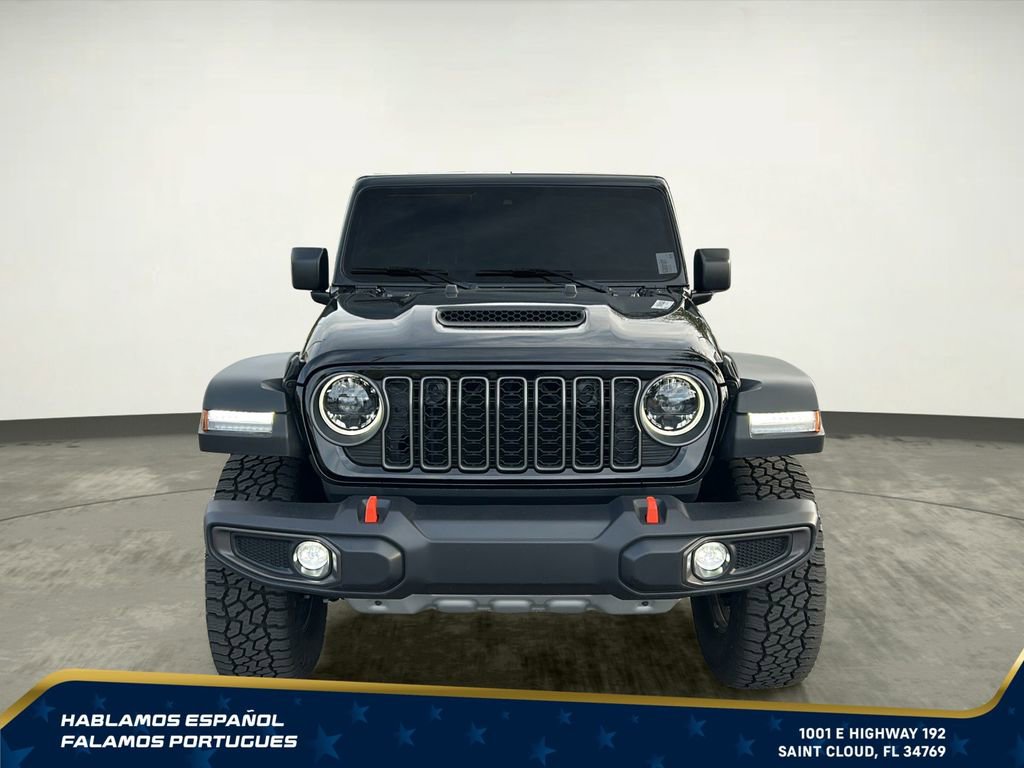 Used 2025 Jeep Gladiator Mojave w/ Safety Group AWD/4WD image 10