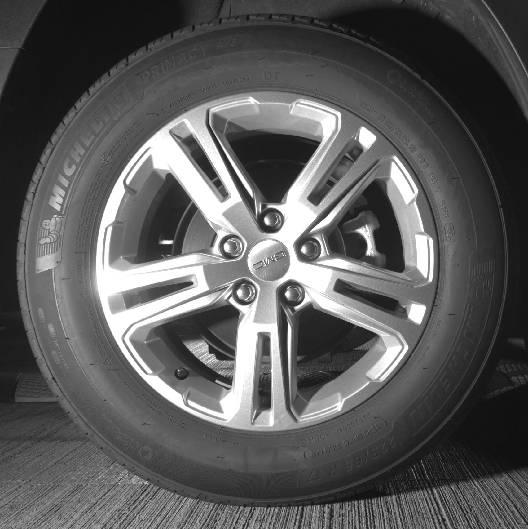 Used 2024 GMC Terrain SLE FWD image 15