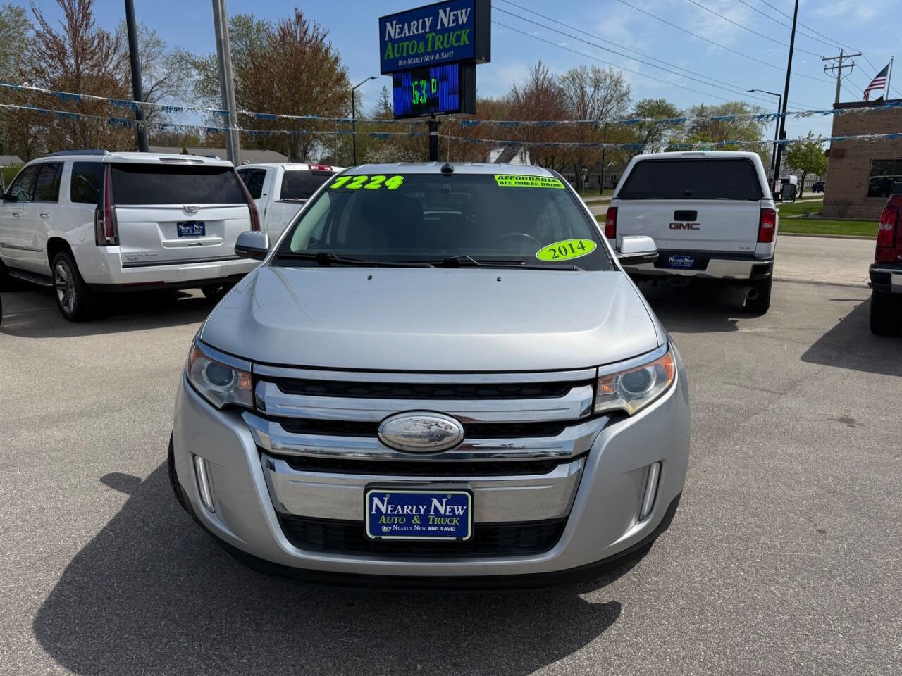 Used 2014 Ford Edge SEL w/ Equipment Group 205A AWD/4WD image 3