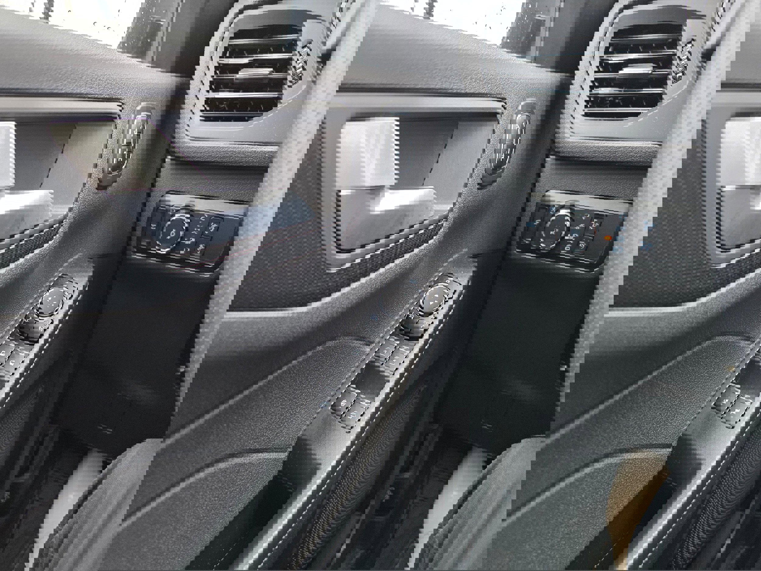 Used 2023 Ford Escape ST-Line Select w/ Tech Pack #2 image 18