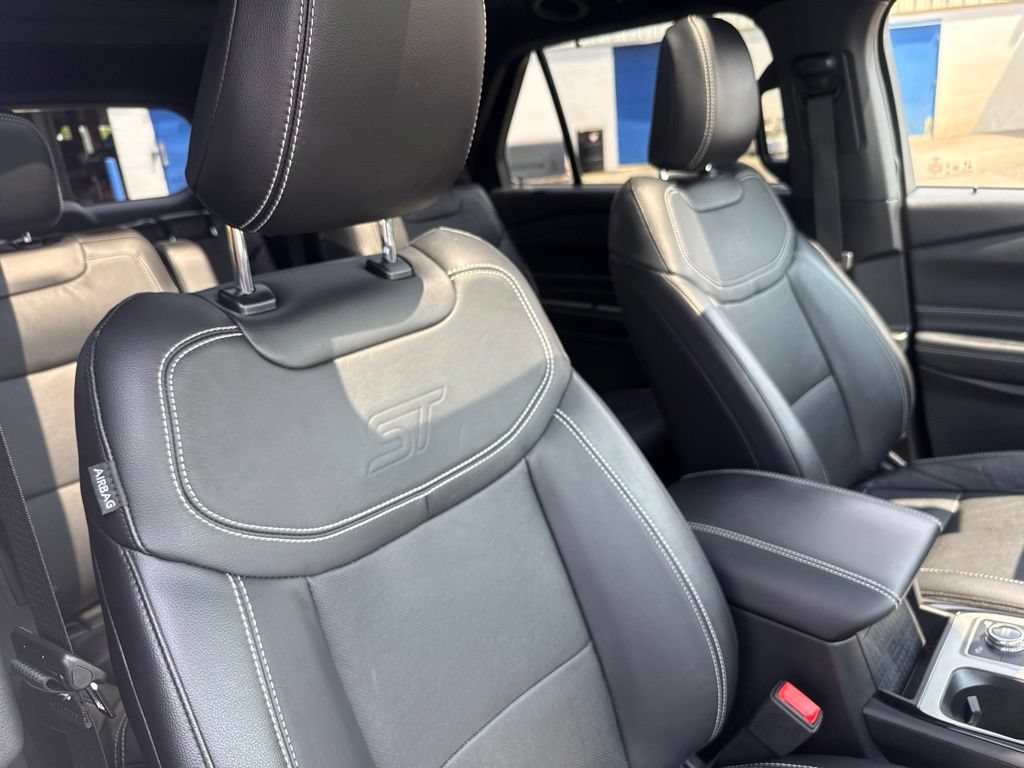 Used 2023 Ford Explorer ST w/ Equipment Group 401A AWD/4WD image 37
