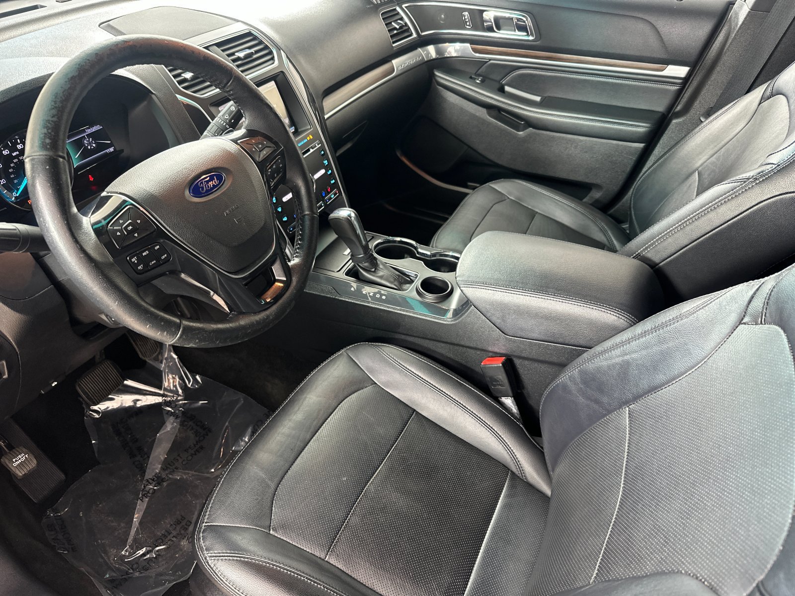 Used 2016 Ford Explorer Limited FWD image 10