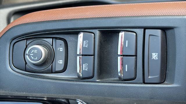 Used 2023 Subaru Forester Touring w/ Popular Package #2 image 14