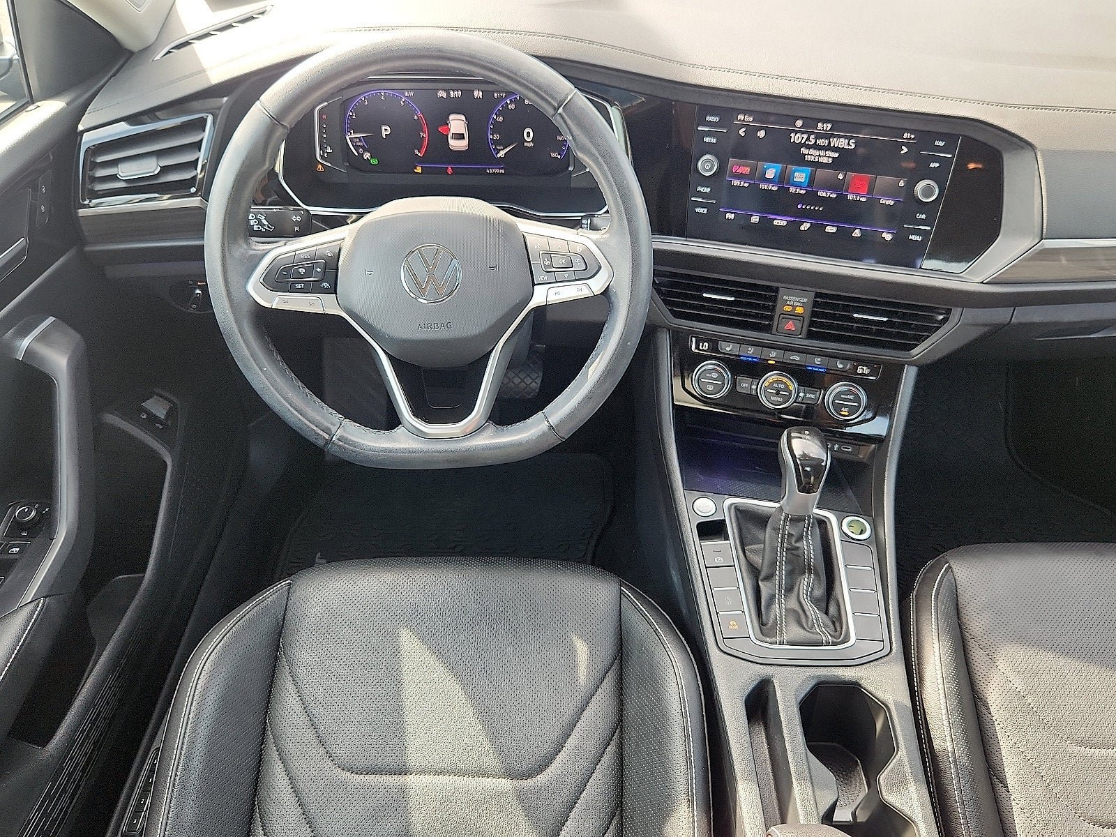 Certified 2024 Volkswagen Jetta SEL FWD image 11