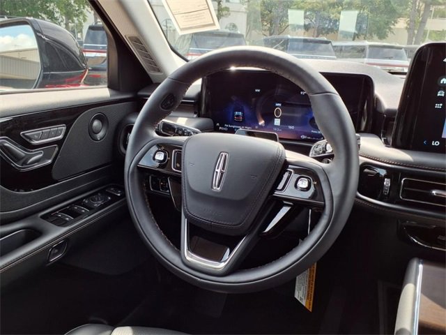 New 2025 Lincoln Aviator Reserve w/ Illumination Package image 10