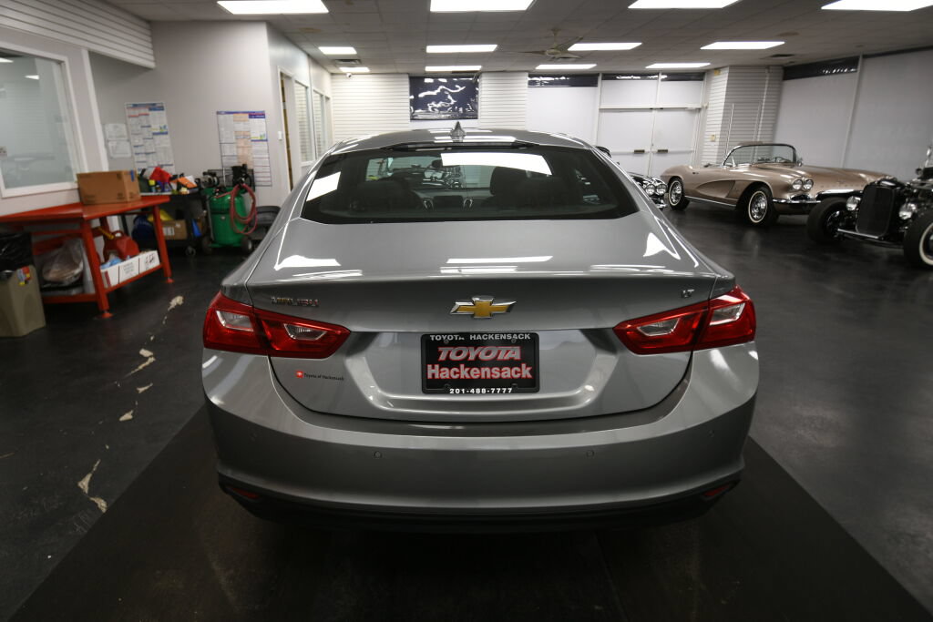 Used 2024 Chevrolet Malibu LT FWD image 6