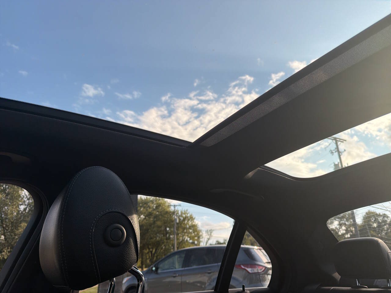 Used 2017 Mercedes-Benz C 300 4MATIC Sedan image 26