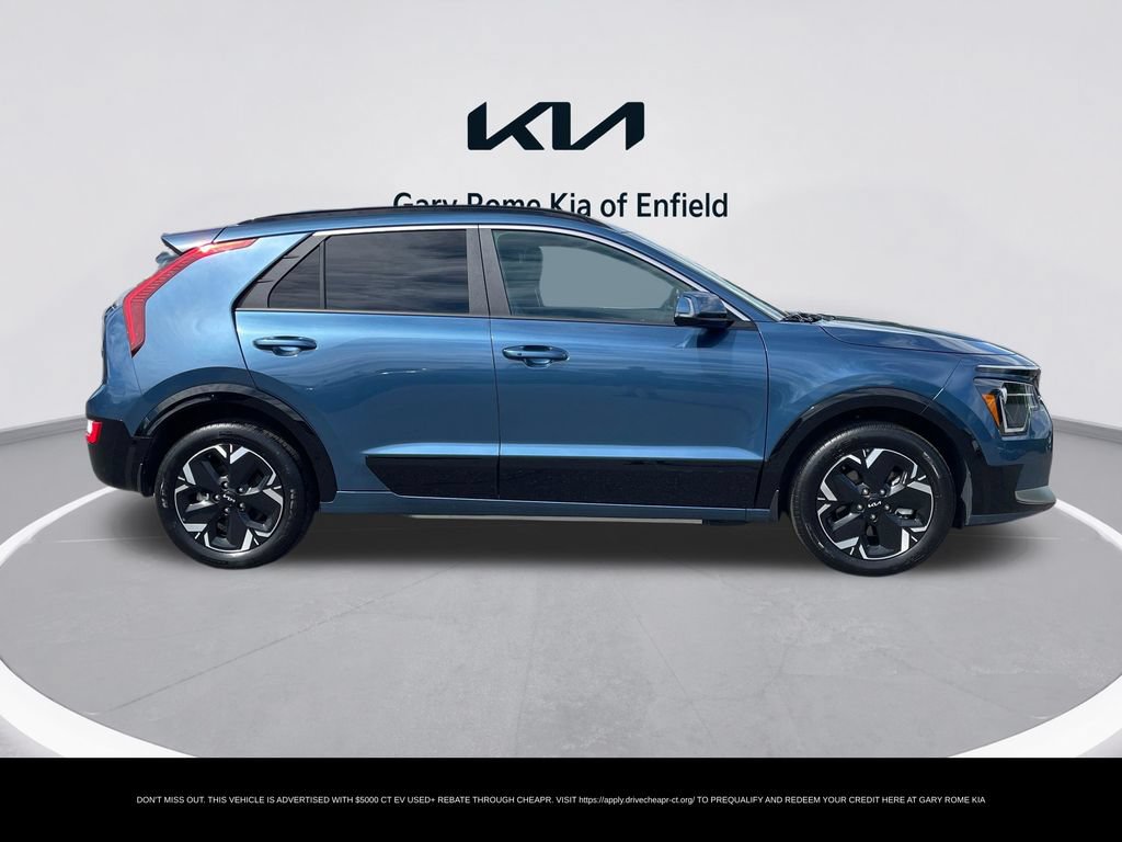 Used 2024 Kia Niro Wind w/ Wind Preserve Package FWD image 8