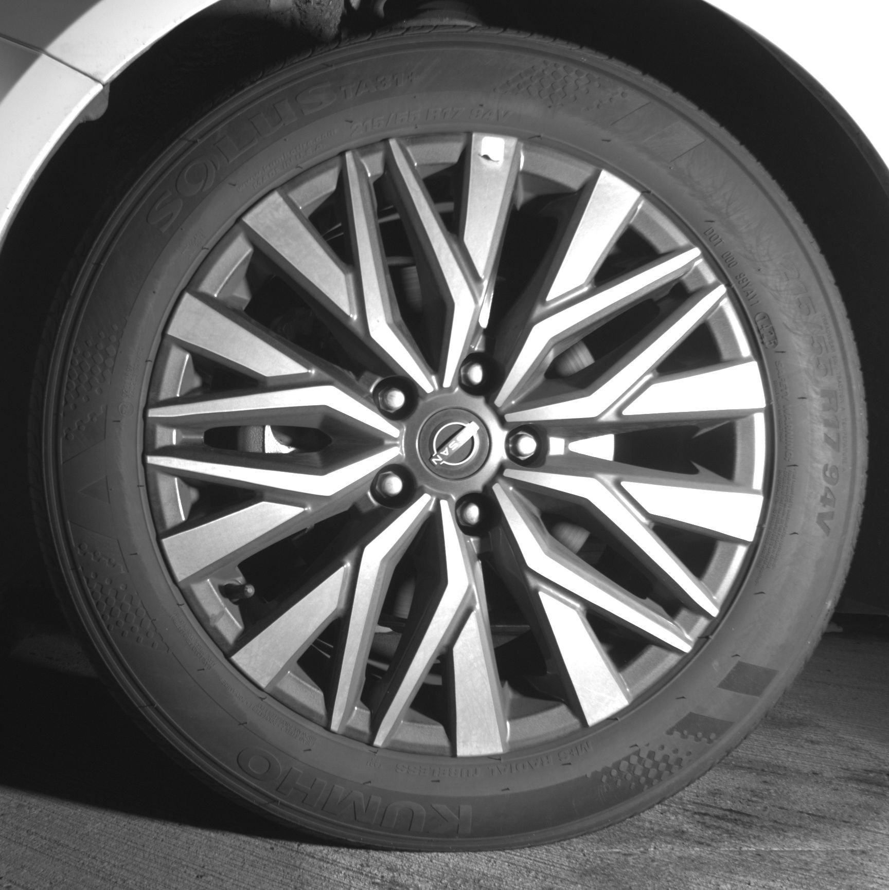 Used 2025 Nissan Altima 2.5 SV FWD image 12
