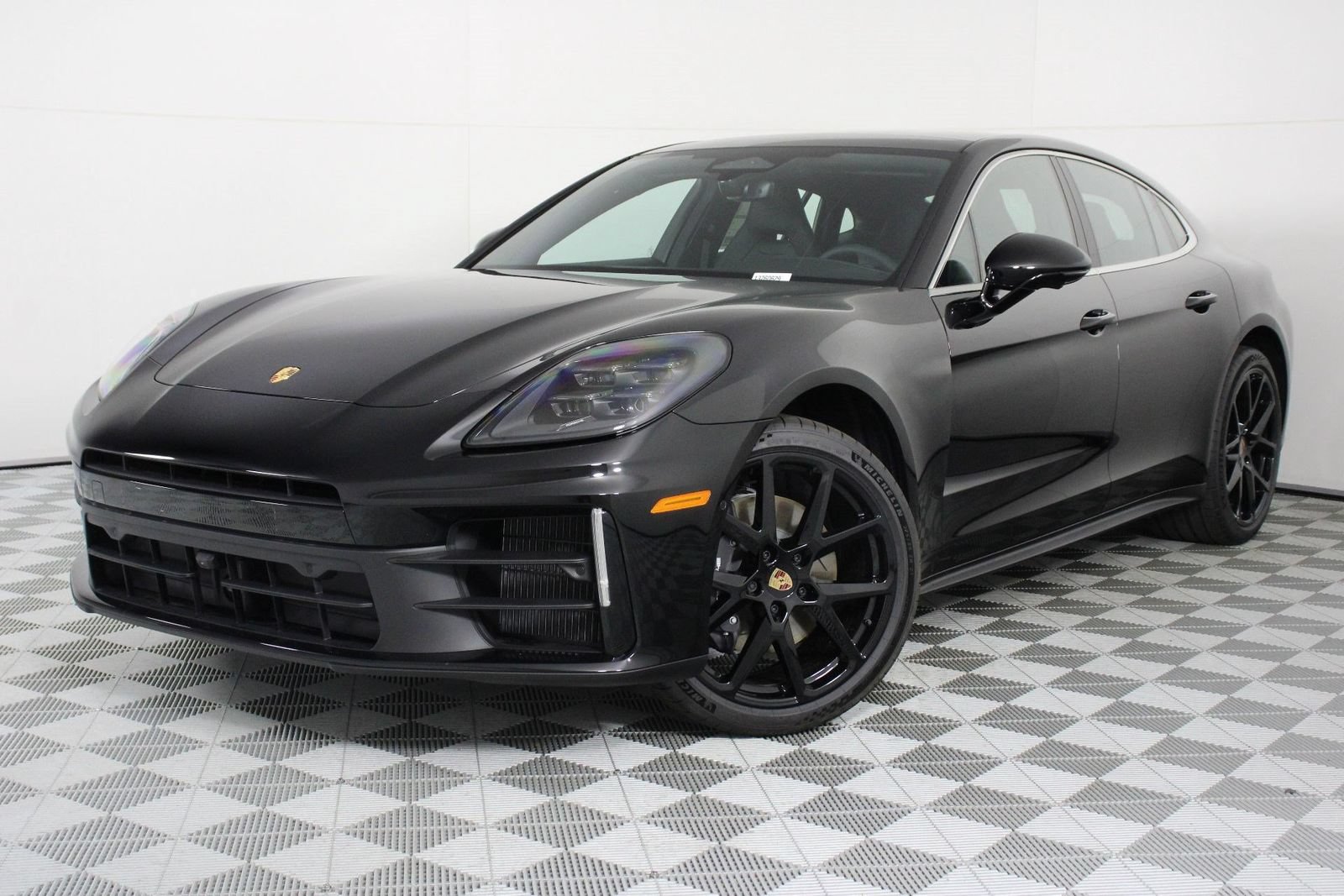 New 2026 Porsche Panamera RWD image 1