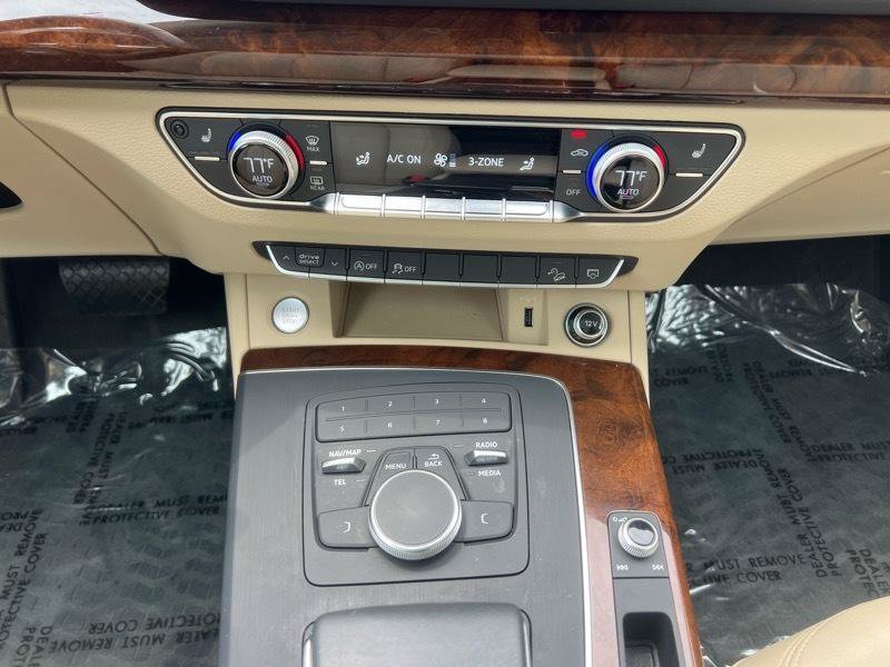Used 2018 Audi Q5 2.0T Premium AWD/4WD image 18