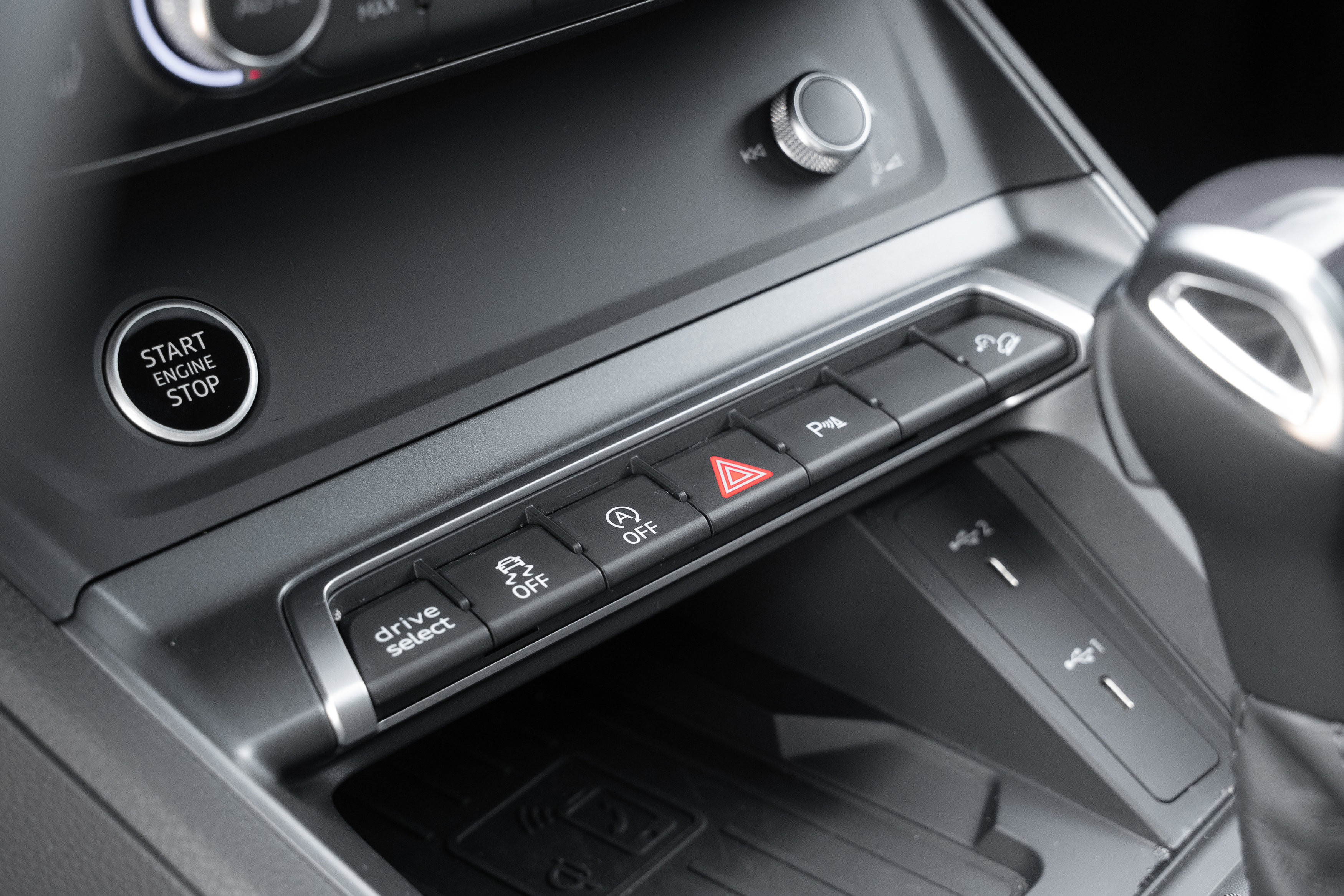 Certified 2025 Audi Q3 2.0T Premium w/ Convenience Package image 13