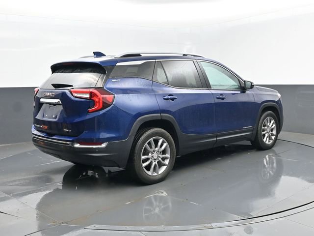 Used 2022 GMC Terrain SLT w/ Tech Package image 23