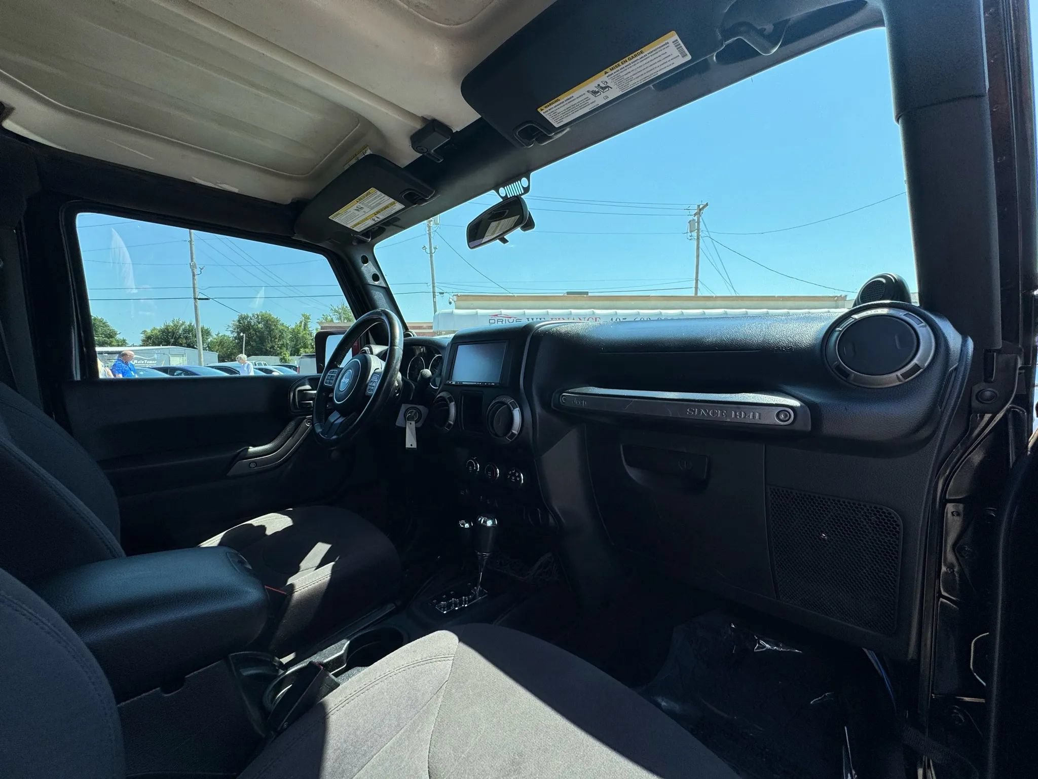 Used 2014 Jeep Wrangler Sport w/ Connectivity Group AWD/4WD image 14
